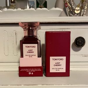1 fl oz TOM FORD lost cherry perfume